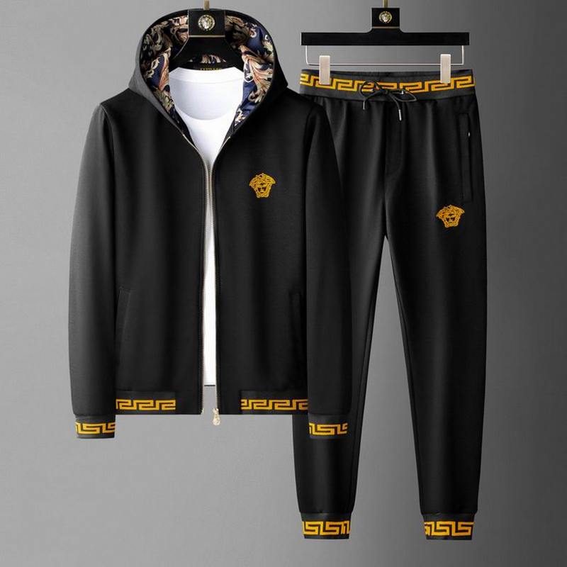 Versace Men's Suits 130